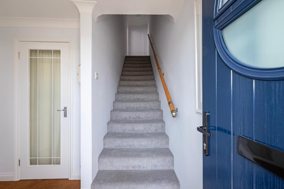 Fabulous High Street Townhouse With Stunning Views & Parking At 'Eagles Nest' Villa Falmouth Buitenkant foto
