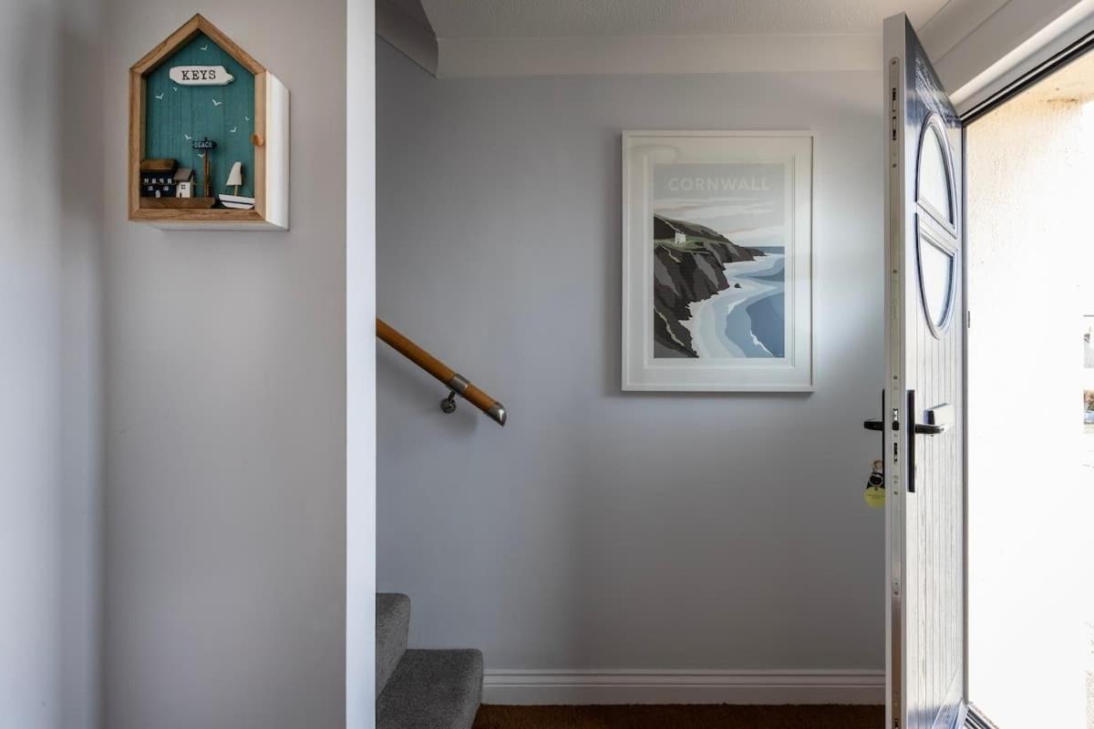 Fabulous High Street Townhouse With Stunning Views & Parking At 'Eagles Nest' Villa Falmouth Buitenkant foto