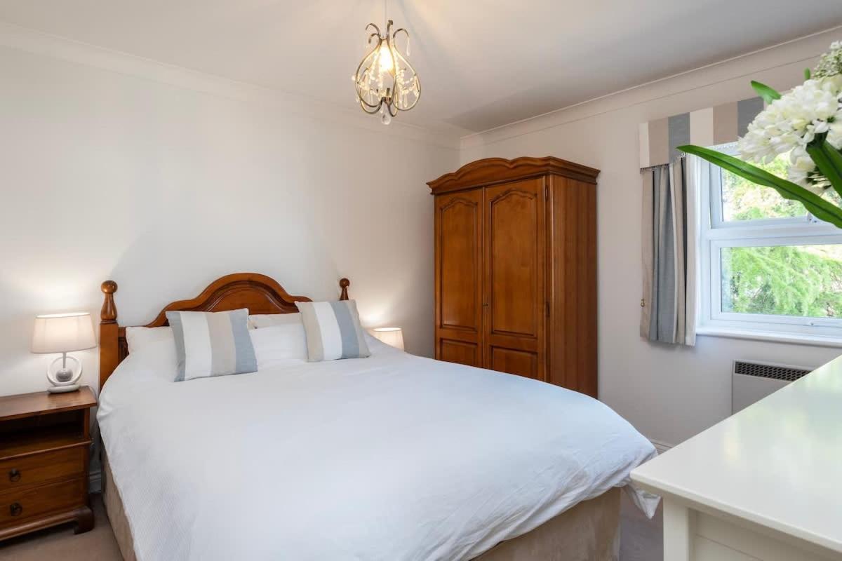 Fabulous High Street Townhouse With Stunning Views & Parking At 'Eagles Nest' Villa Falmouth Buitenkant foto