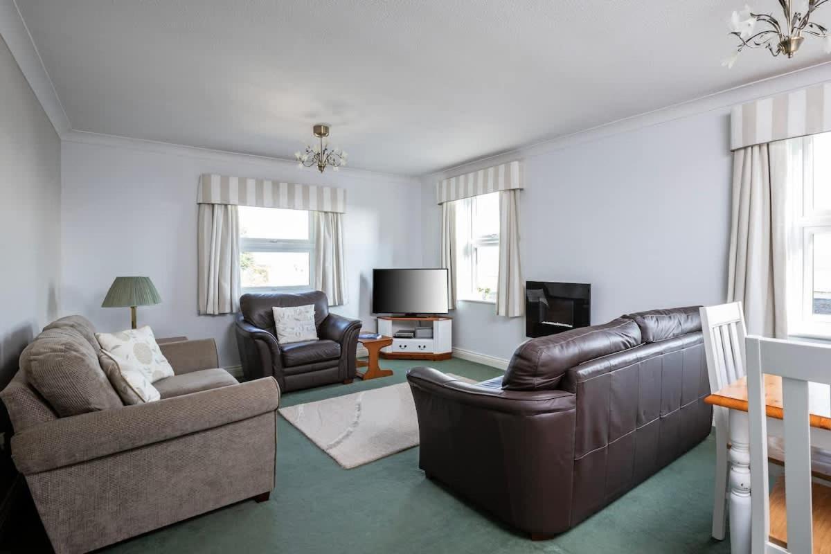 Fabulous High Street Townhouse With Stunning Views & Parking At 'Eagles Nest' Villa Falmouth Buitenkant foto